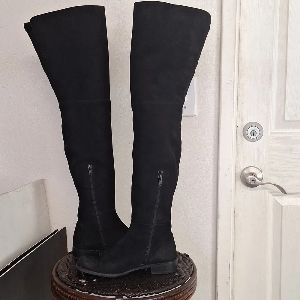 Stuart Wietzman 6 1/2 M Suede Black Over The Knee Boots
